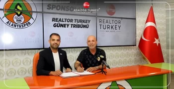 Realtor Global Подарил Имя Южной Трибуне Стадиона Alanyaspor