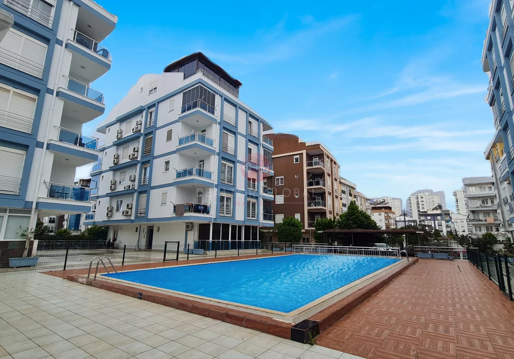 Warm And Well-Illuminated One-Bedroom Apartment For Sale in Antalya