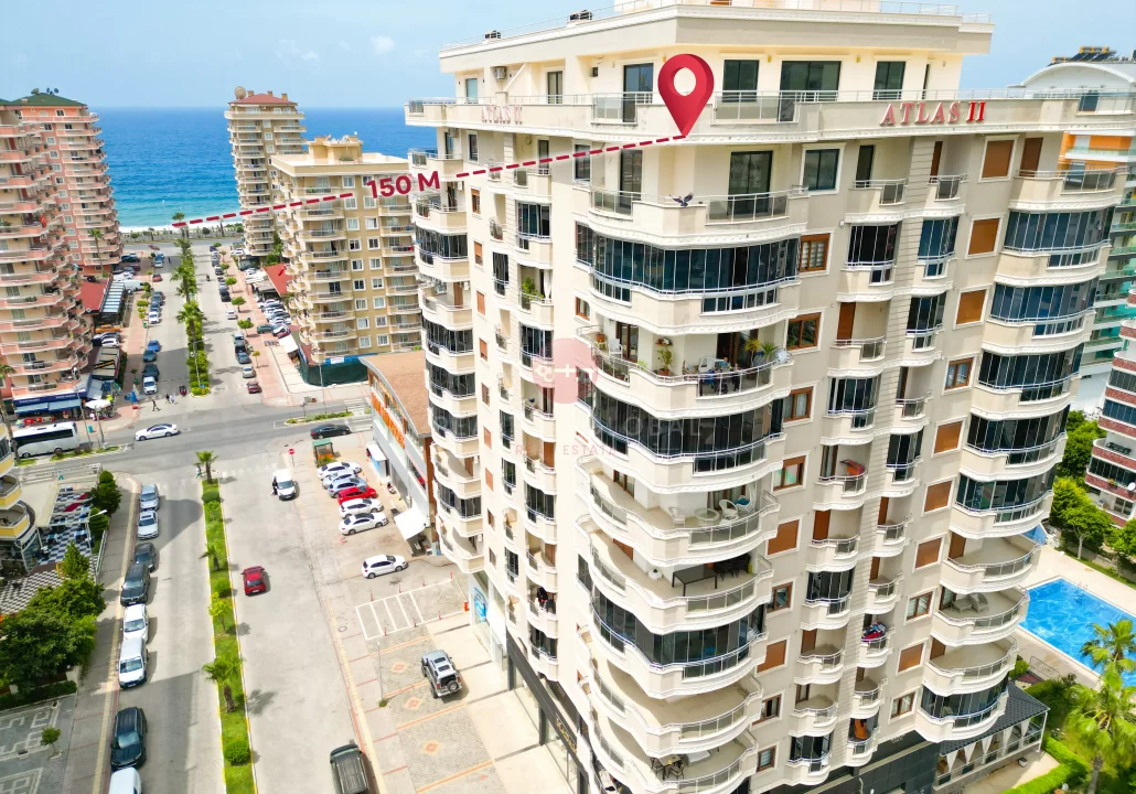 A Magnificent Furnished Three-Bedroom Apartment For Sale in Alanya Near The Beach