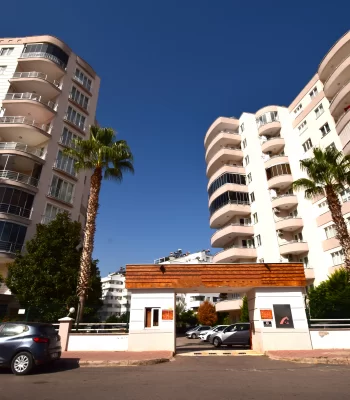 Apartments for Sale in Antalya 3+1, Bringing Lifestyle to a Central Location