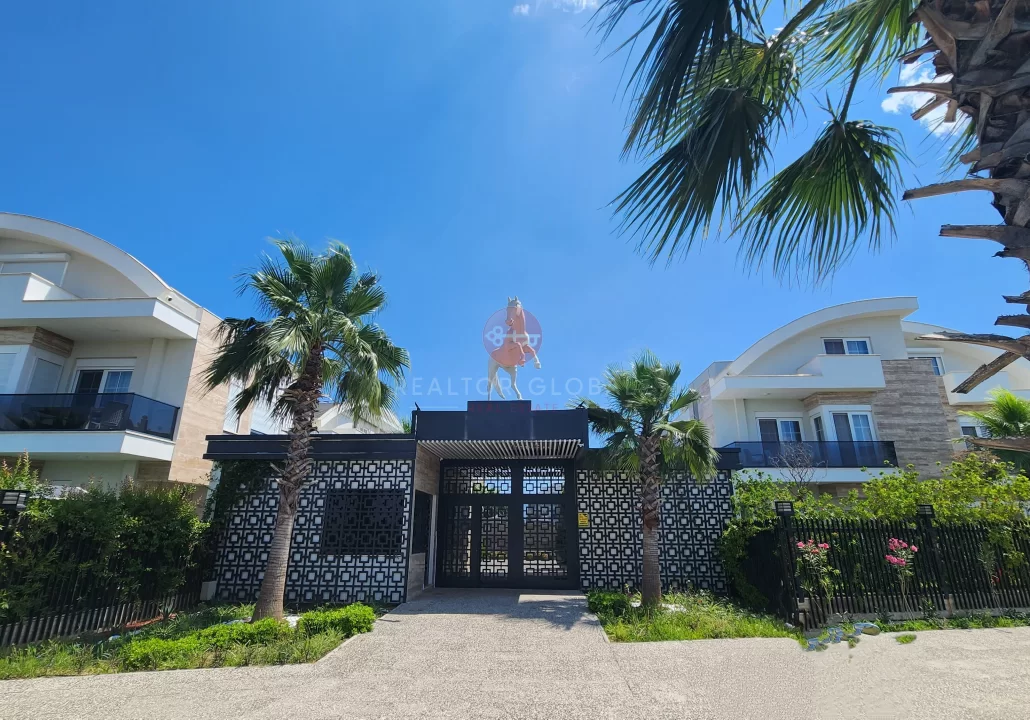 Apartments for Sale in Antalya Combine 2+1 Living with Duplex Prestige