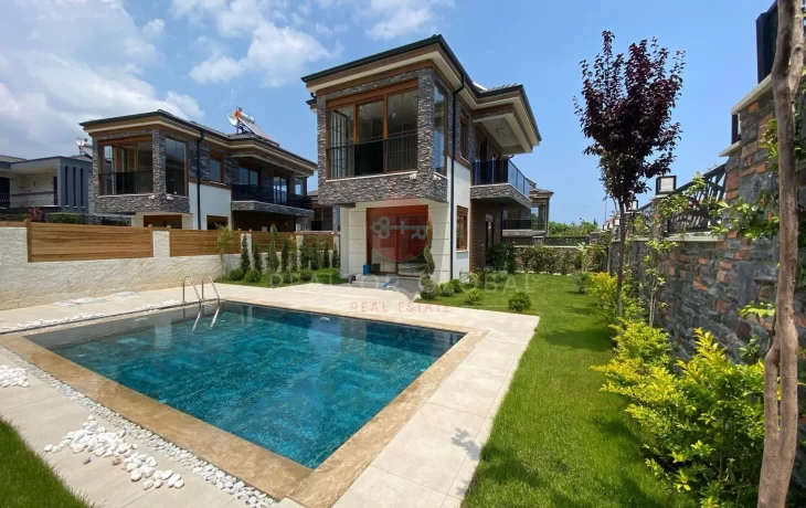 Villas for Sale in Antalya with Furnished and Duplex Privileges!
