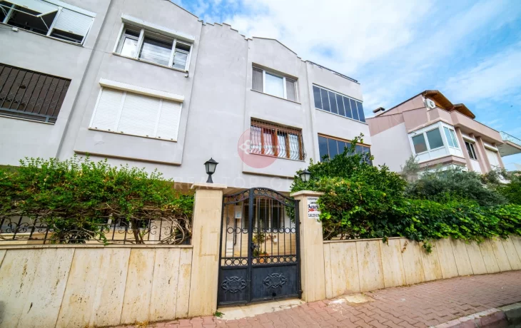 Investment Comfort with Prestige of 5+1 Apartments for Sale in Antalya!