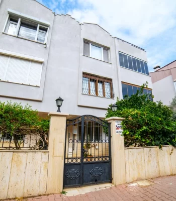 Investment Comfort with Prestige of 5+1 Apartments for Sale in Antalya!