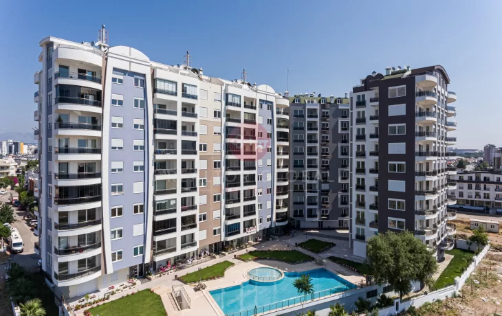 Apartments for Sale in Antalya Offering 4+1 Comfort with Furnished Advantage