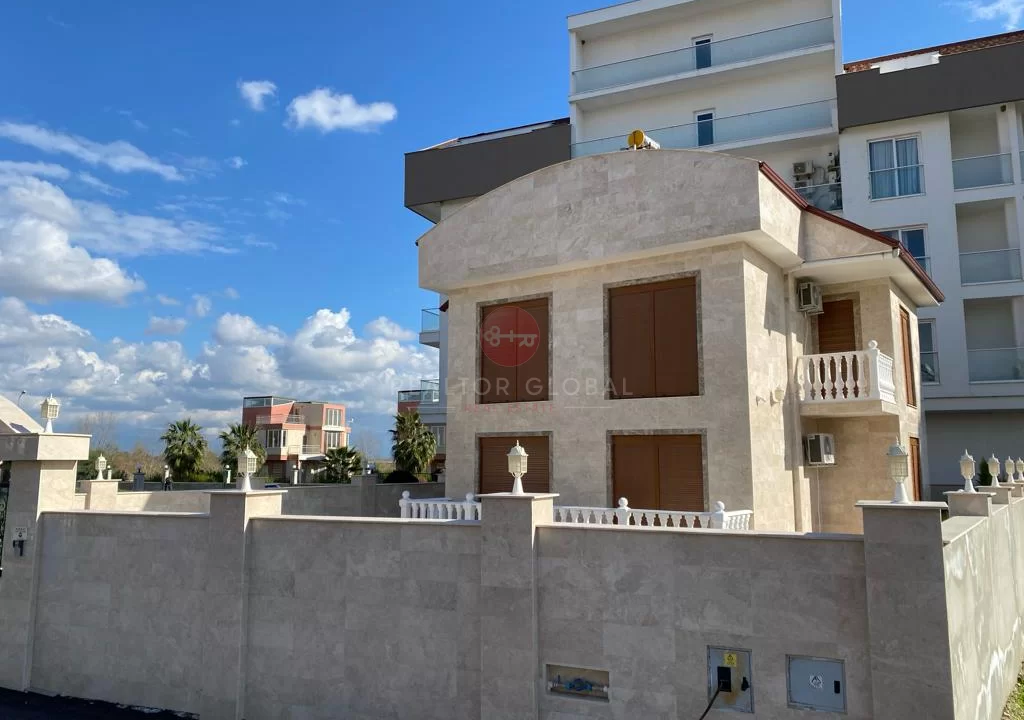 Antalya’da Satılık Villalar ile 3+1 Modern Yatırım Geleceği