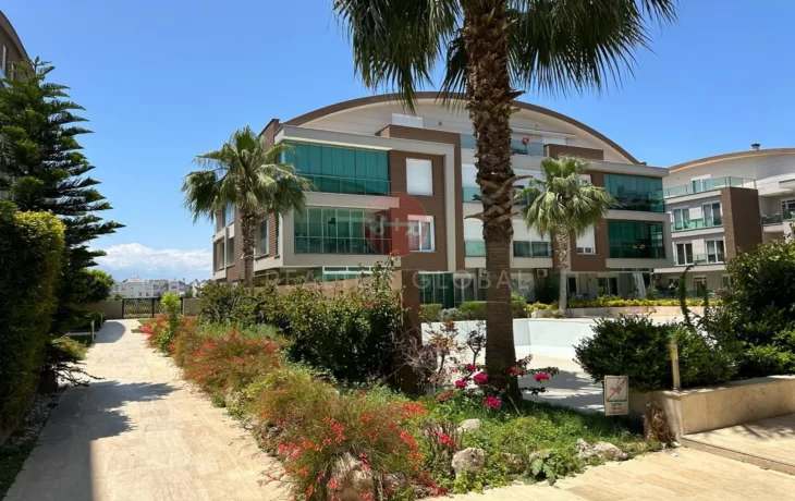 Apartments for Sale in Antalya with 2+1 Layout and Furnished Investment Opportunities