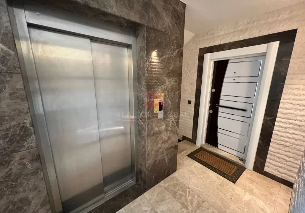 spacious 2 bedroom furnished apartment for sale in Oba