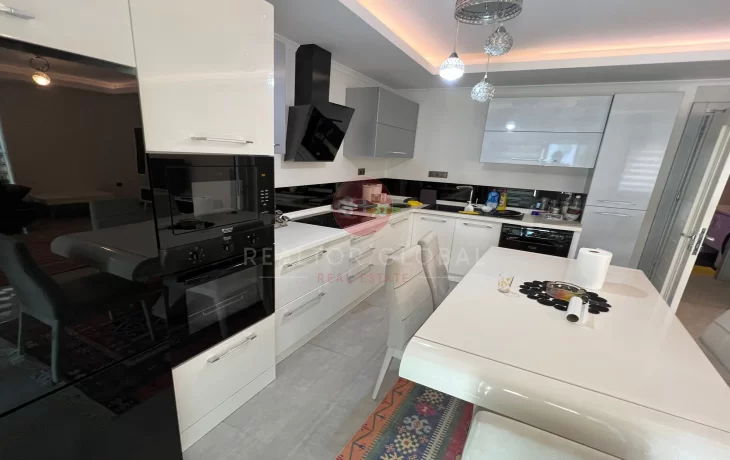 spacious 2 bedroom furnished apartment for sale in Oba