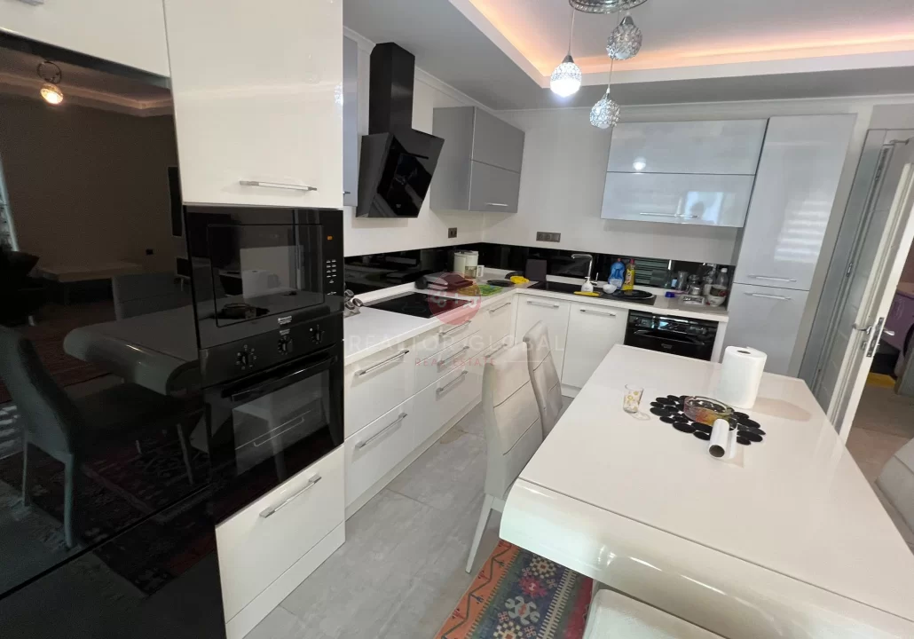 spacious 2 bedroom furnished apartment for sale in Oba