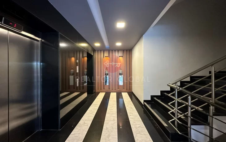Furnished One-bedroom apartment For Sale With The Best Sea View