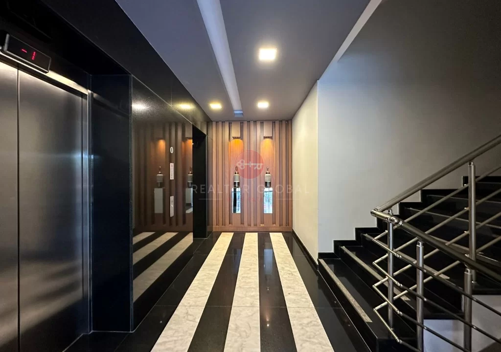 Furnished One-bedroom apartment For Sale With The Best Sea View