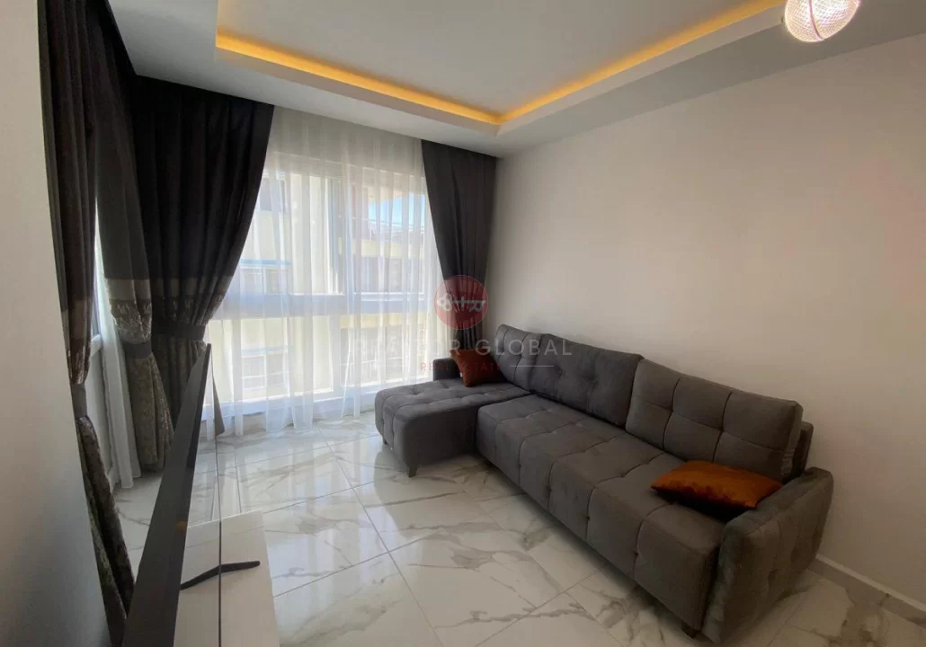 Two-bedroom Furnished Apartment With Sea View in Mahmutlar