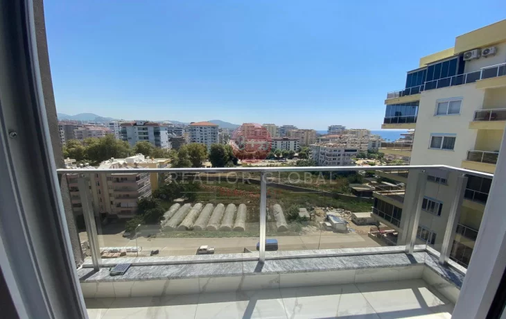 Two-bedroom Furnished Apartment With Sea View in Mahmutlar