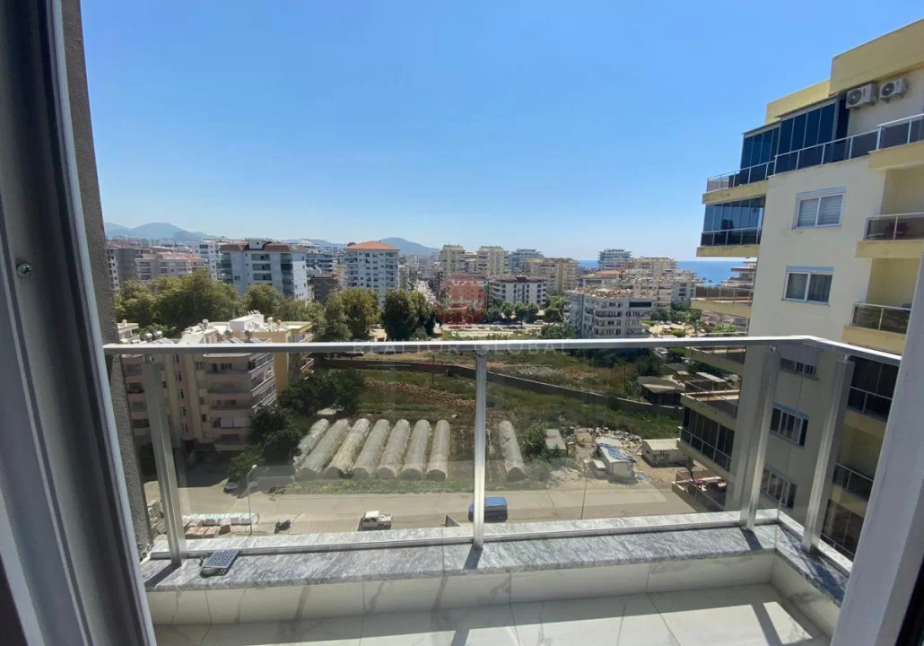 Two-bedroom Furnished Apartment With Sea View in Mahmutlar