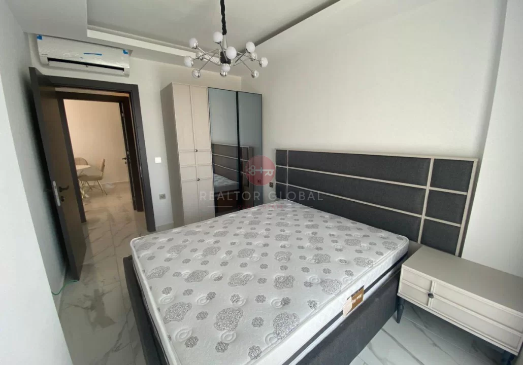 Two-bedroom Furnished Apartment With Sea View in Mahmutlar