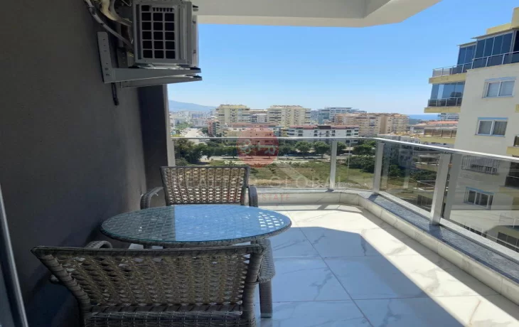 Two-bedroom Furnished Apartment With Sea View in Mahmutlar