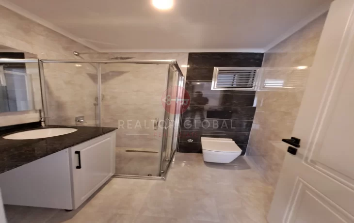 Alanya, Oba’da Satılık Eşyalı 2+1 Duplex Daire
