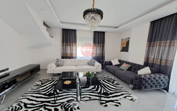 Alanya, Oba’da Satılık Eşyalı 2+1 Duplex Daire