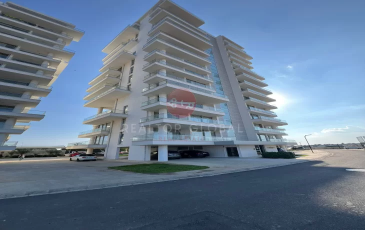 Studio apartment with sea view for sale in İskele, Northern Cyprus