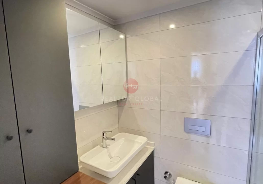Alanya Mahmutlar’da Satılık Modern 1+1 Daire