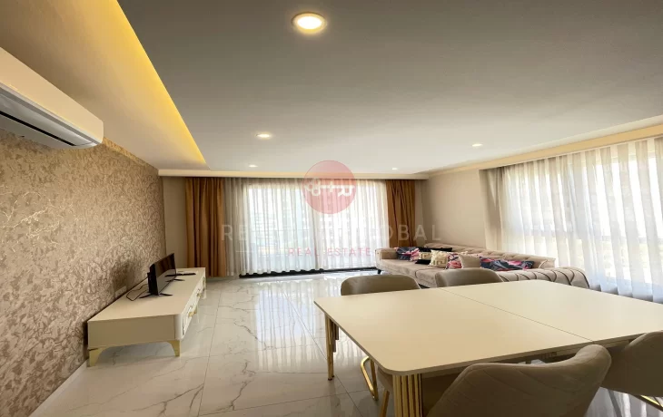 Alanya Mahmutlar’da Satılık Modern 1+1 Daire