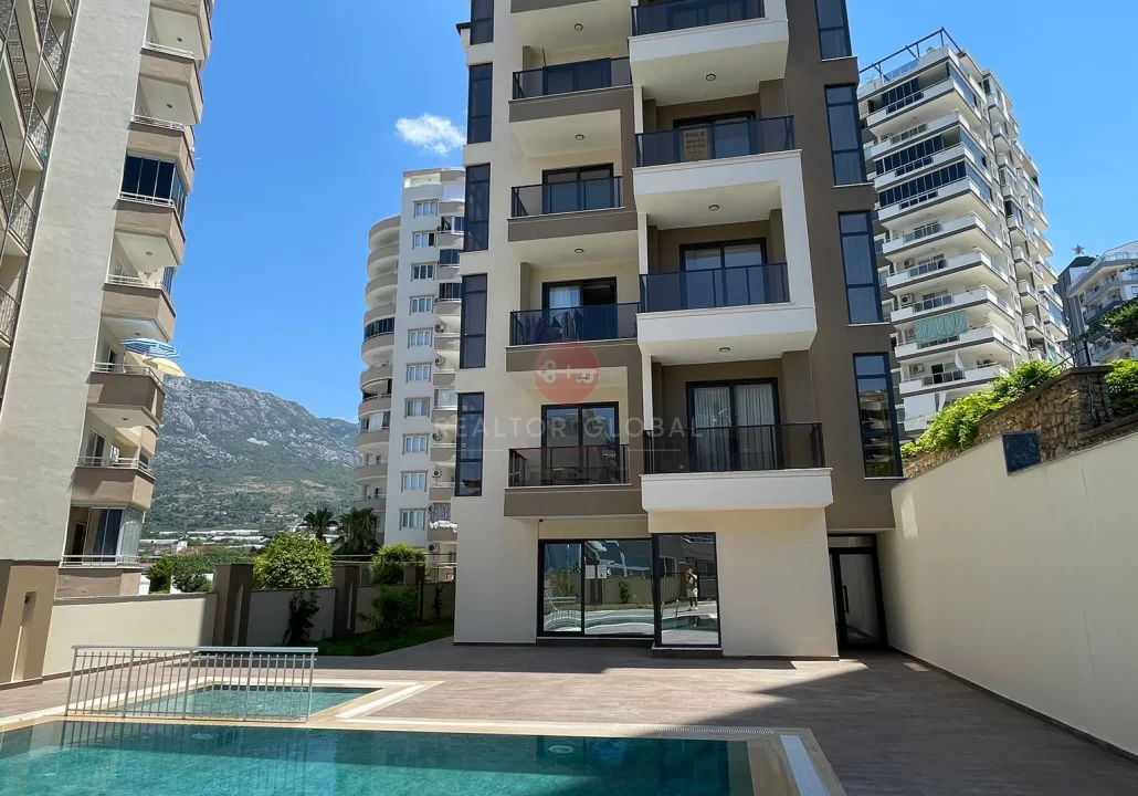 Alanya Mahmutlar’da Satılık Modern 1+1 Daire