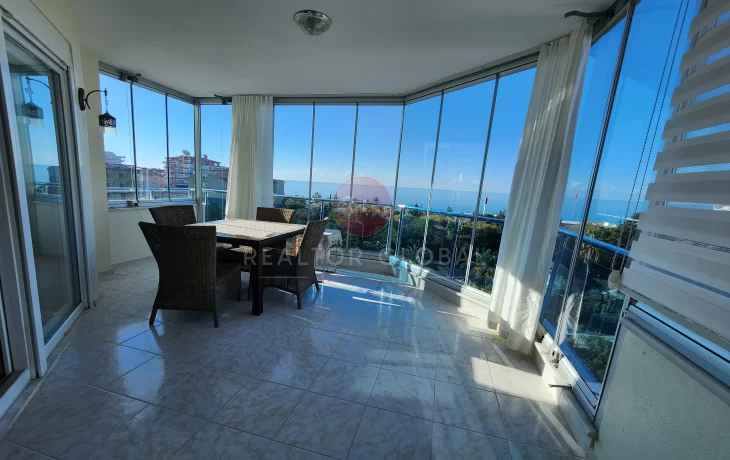 Panoramic Sea View 2+1 Luxury Apartment For Sale in Mahmutlar