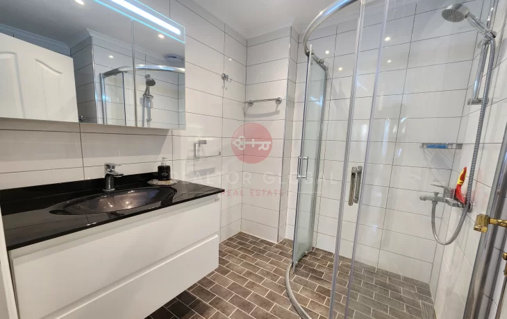Panoramic Sea View 2+1 Luxury Apartment For Sale in Mahmutlar
