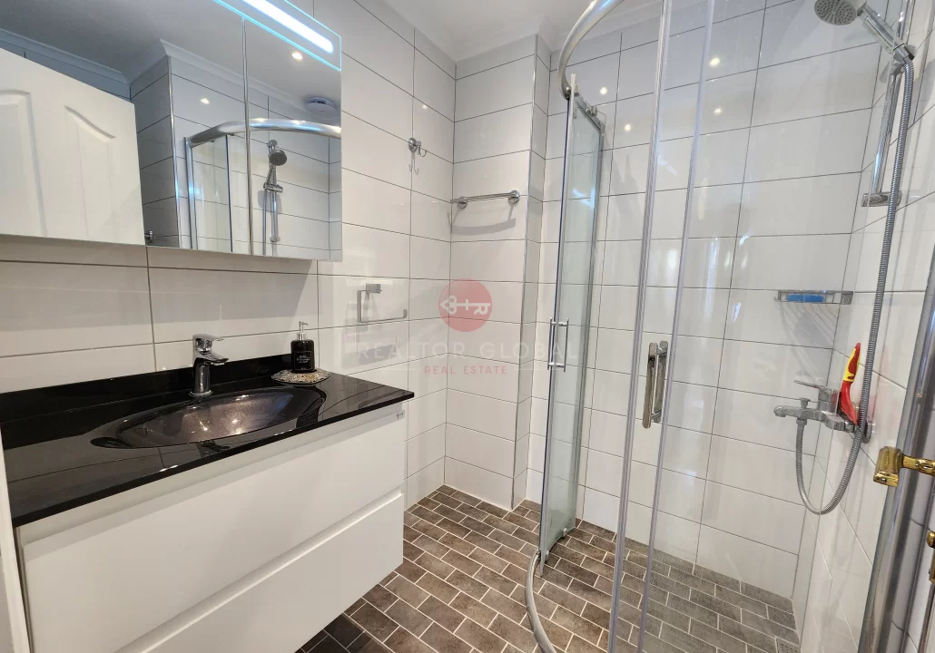 Panoramic Sea View 2+1 Luxury Apartment For Sale in Mahmutlar