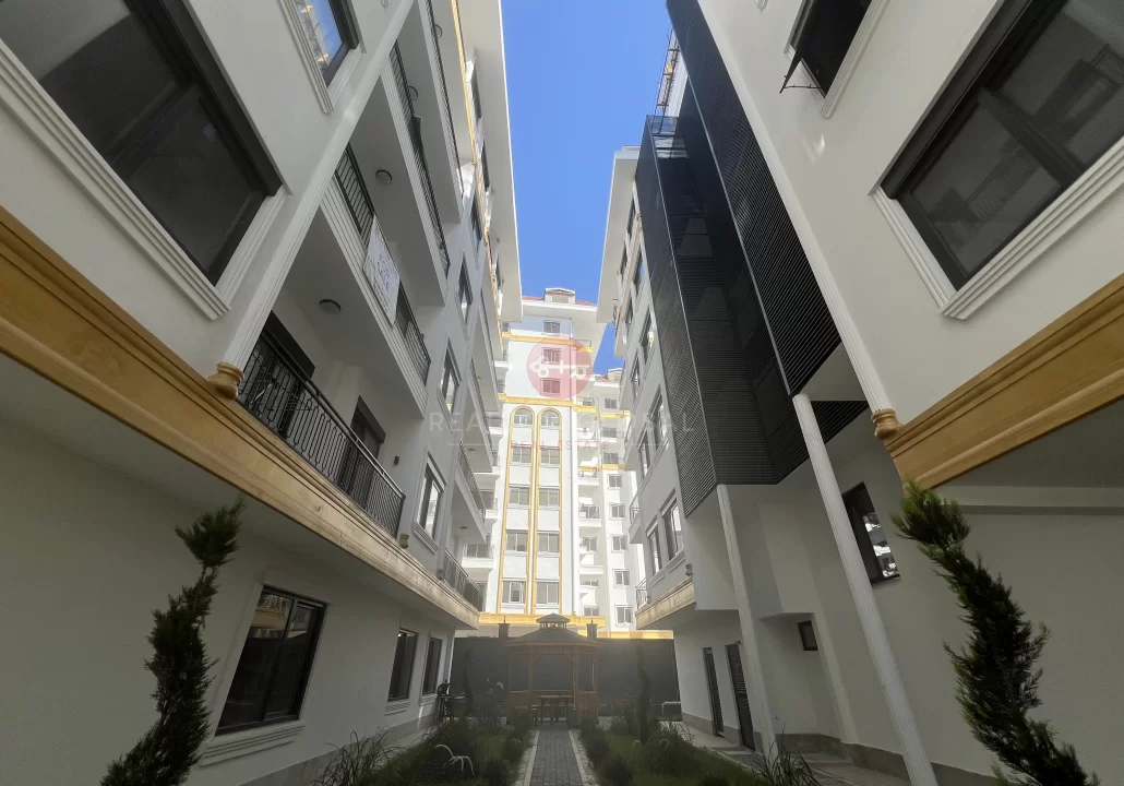Alanya Merkez’de Satılık Yepyeni 1+1 Daire