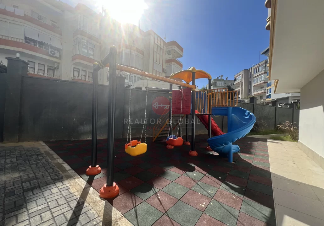 Alanya Merkez’de Satılık Yepyeni 1+1 Daire
