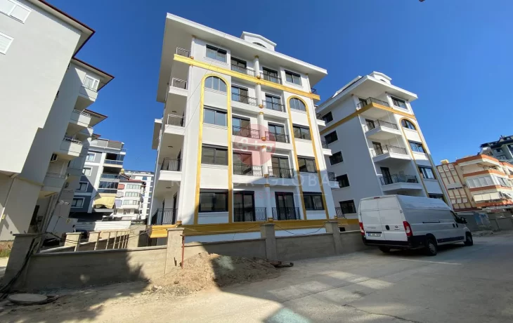 Alanya Merkez’de Satılık Yepyeni 1+1 Daire