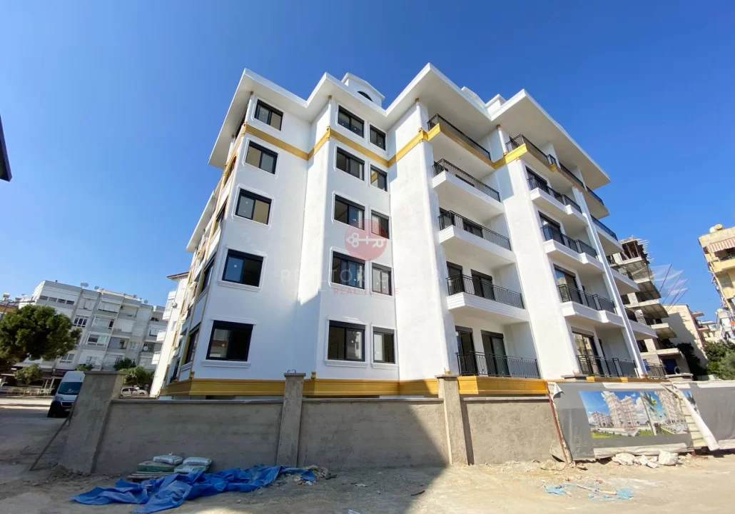 Alanya Merkez’de Satılık Yepyeni 1+1 Daire