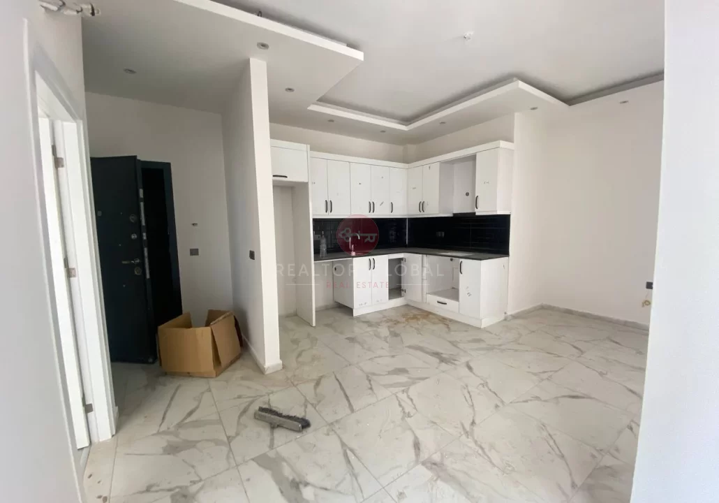 Alanya Merkez’de Satılık Yepyeni 1+1 Daire