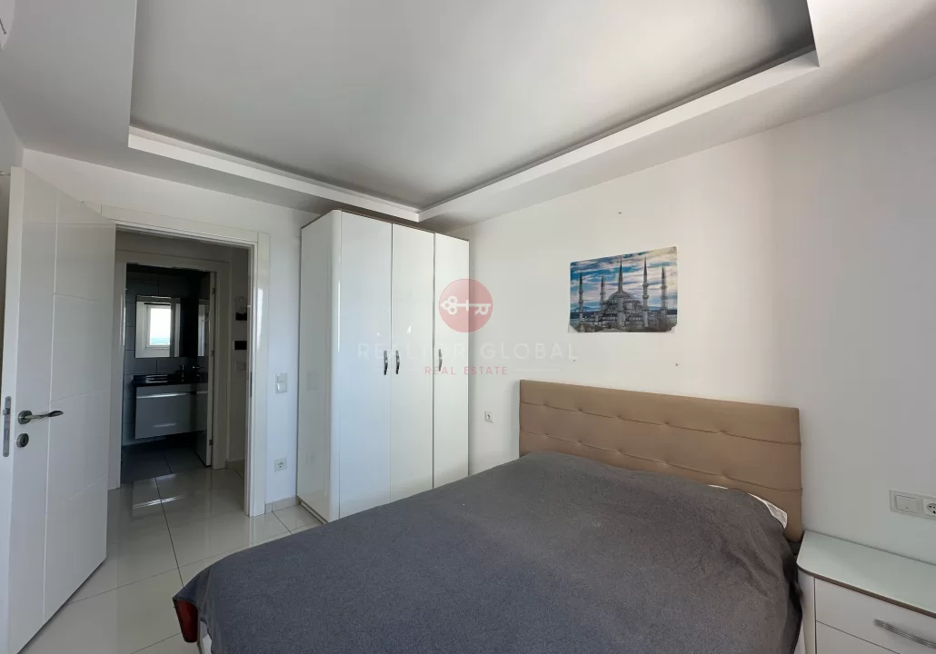 Convenient One-bedroom Apartment For Sale in Alanya Center