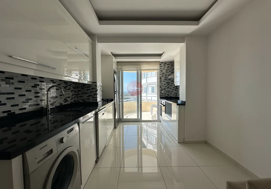 Convenient One-bedroom Apartment For Sale in Alanya Center
