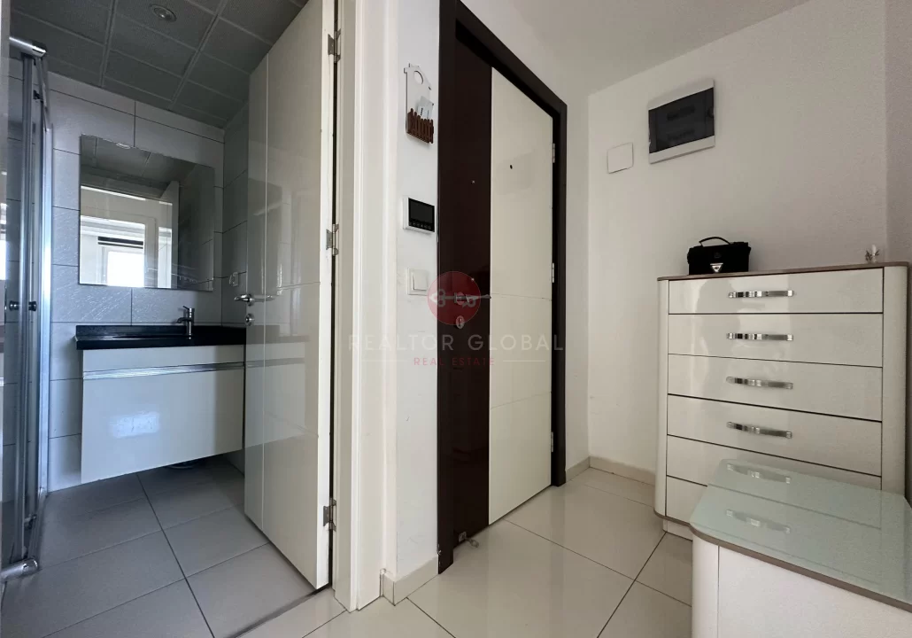 Convenient One-bedroom Apartment For Sale in Alanya Center