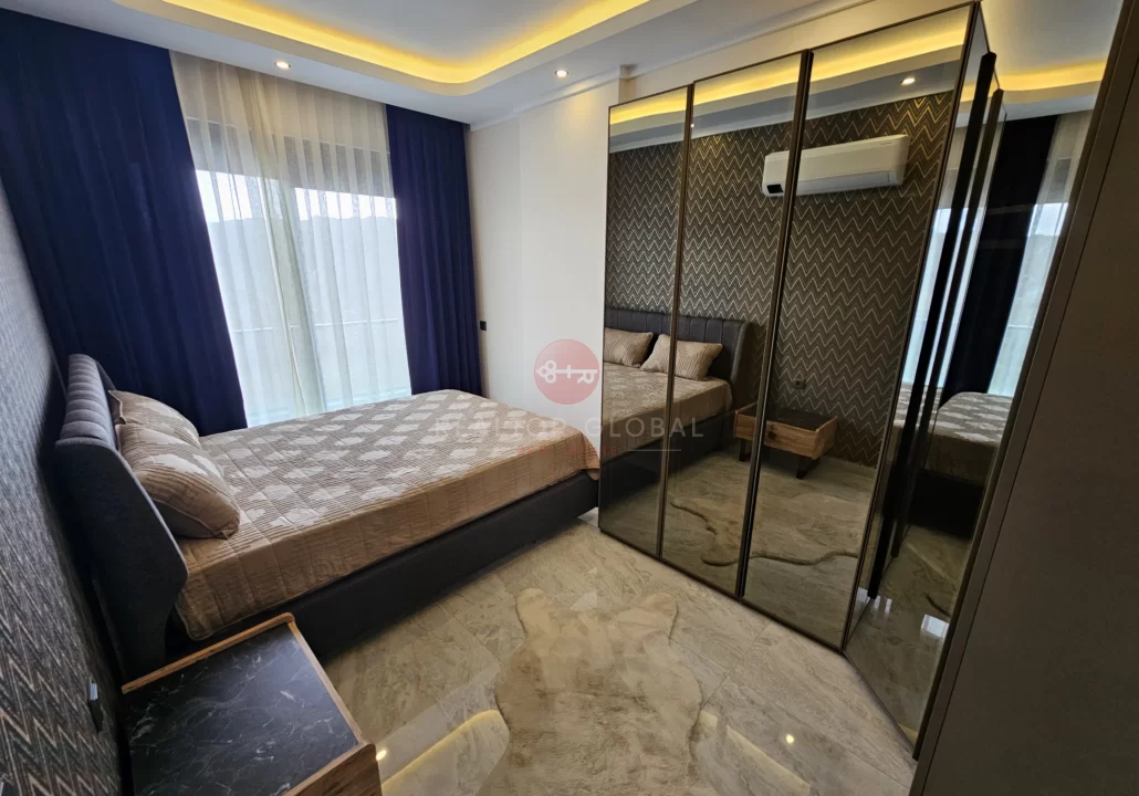 Luxuriöse, voll möblierte Ein-Zimmer-Wohnung zum Verkauf in Oba