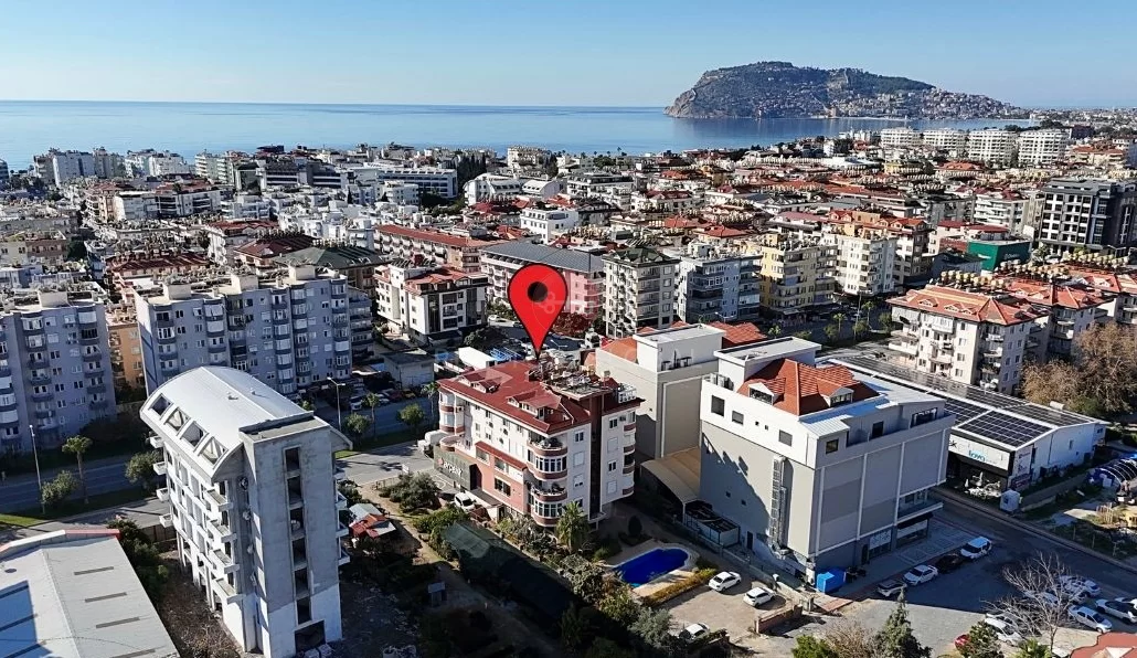 3-Bedroom Penthouse For Sale with Traditional Charm in Oba, Alanya