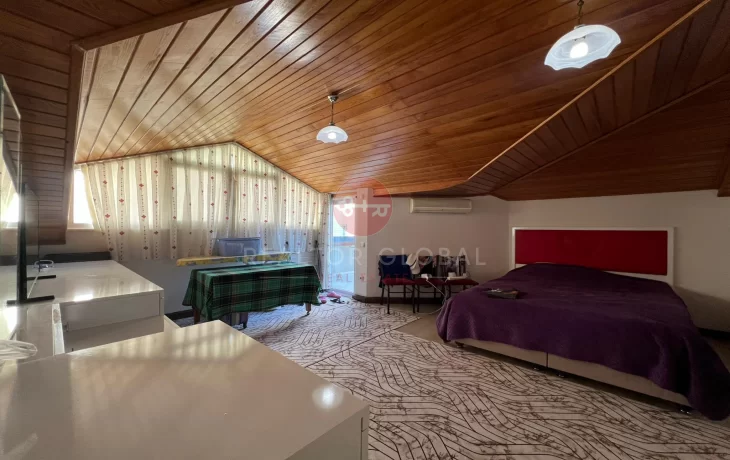 3-Bedroom Penthouse For Sale with Traditional Charm in Oba, Alanya