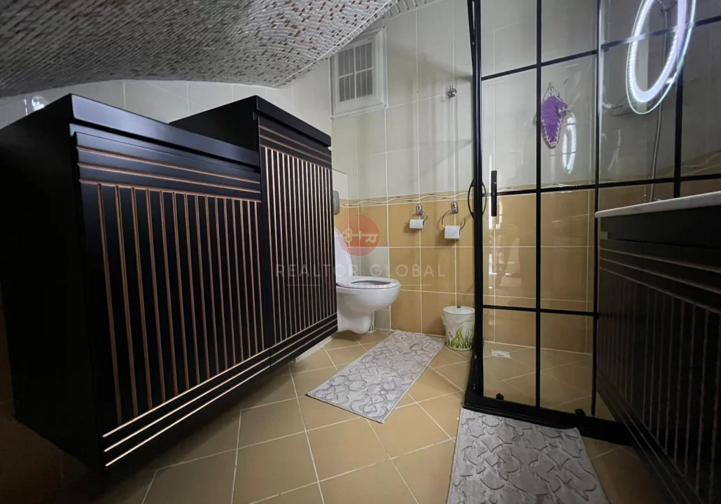 3-Bedroom Penthouse For Sale with Traditional Charm in Oba, Alanya