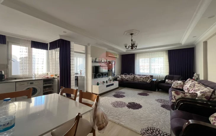 Prostrani trosobni penthouse s tradicionalnim šarmom u Obi, Alanja