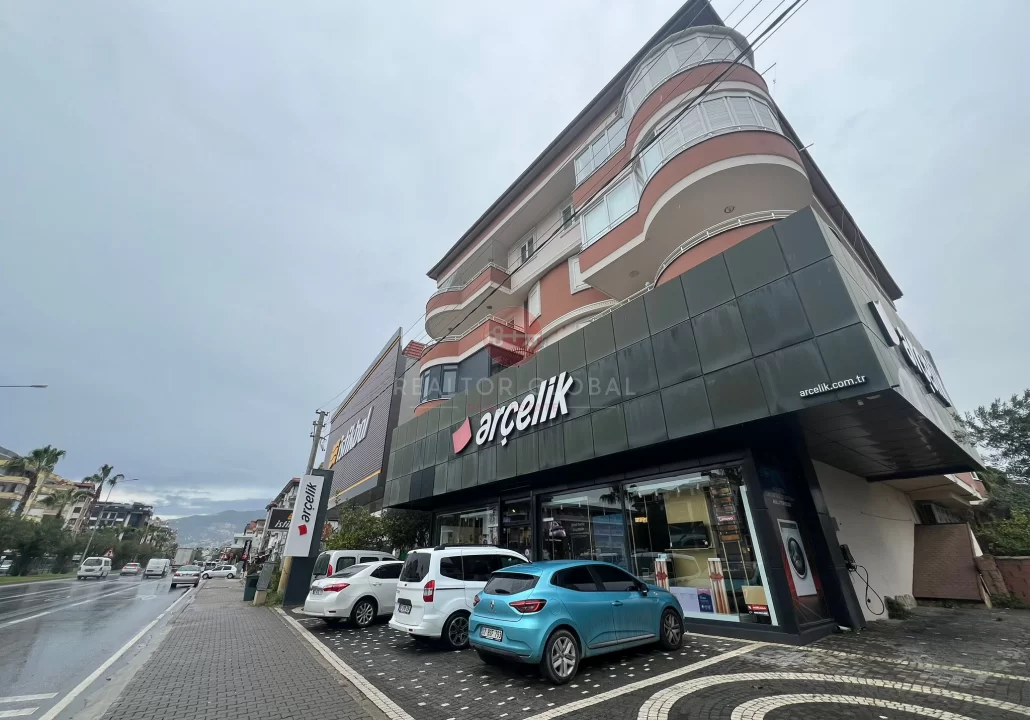 Prostrani trosobni penthouse s tradicionalnim šarmom u Obi, Alanja