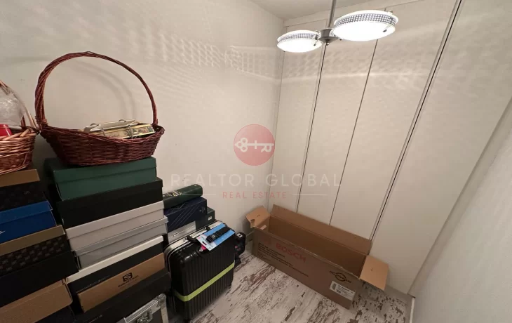 Geräumiges, möbliertes Duplex mit drei Schlafzimmern in Kyrenia