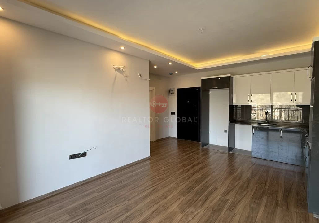 Stylish One-bedroom Apartment For Sale in Mahmutlar, Alanya