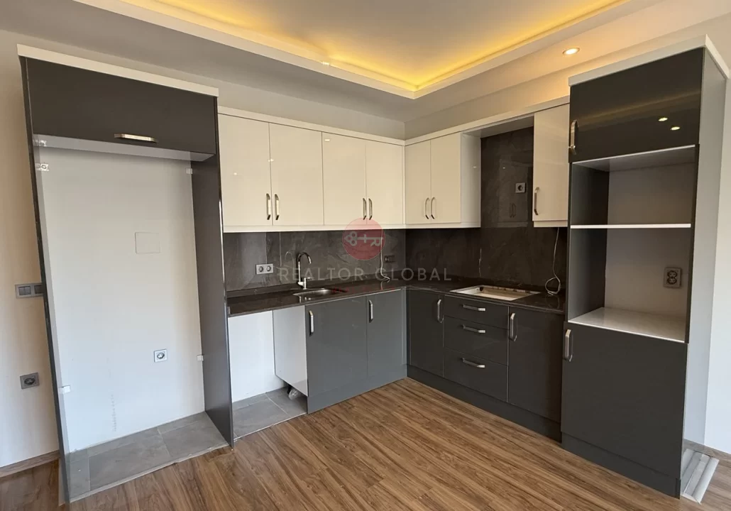 Stylish One-bedroom Apartment For Sale in Mahmutlar, Alanya