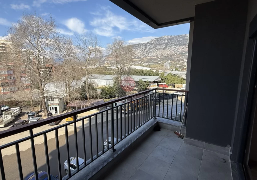 Stylish One-bedroom Apartment For Sale in Mahmutlar, Alanya