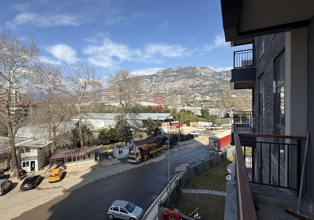 Stylish One-bedroom Apartment For Sale in Mahmutlar, Alanya