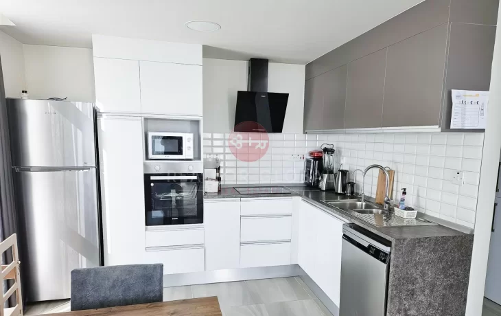İskele'de Eşyalı ve Deniz Manzaralı 2+1 Satılık Daire